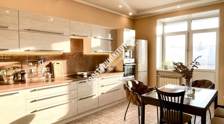 Объявление 3-к квартира, 126м2, 4/4 эт