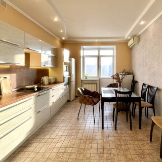 Объявление 3-к квартира, 126м2, 4/4 эт
